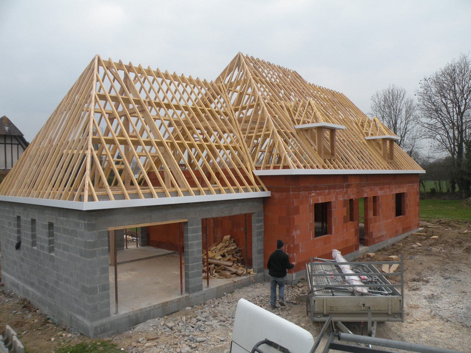Charpentier dans la Mayenne