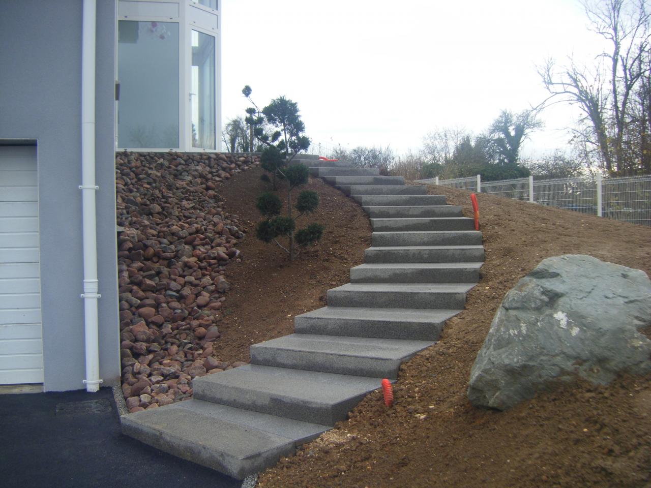 Création d'escalier en béton à Laval