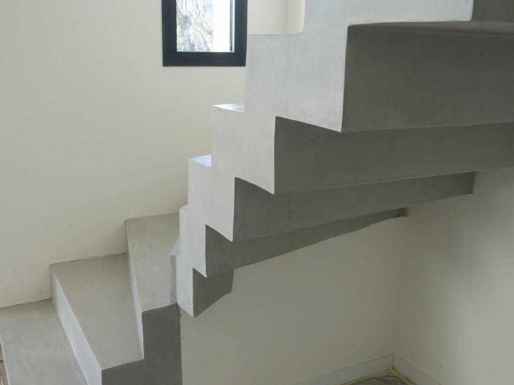 Création d'escalier en béton dans la Mayenne
